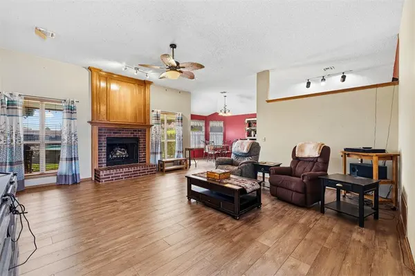 9036 Buttonwood AVE, Oklahoma City, OK 73160