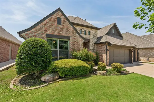 2408 Semillon WAY, Edmond, OK 73012
