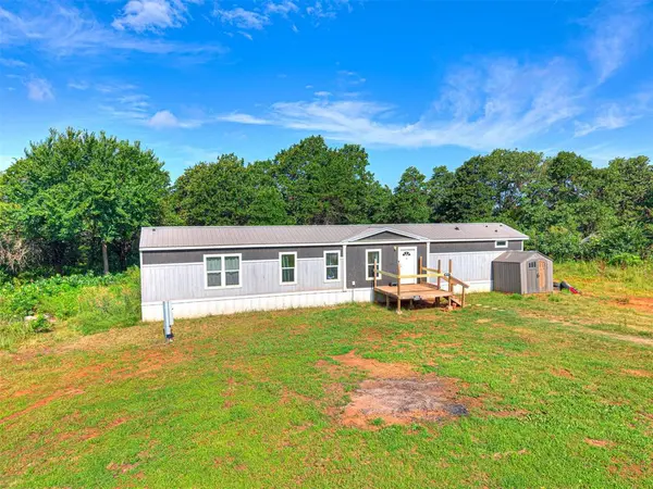 101153 S 3330 RD, Harrah, OK 73045