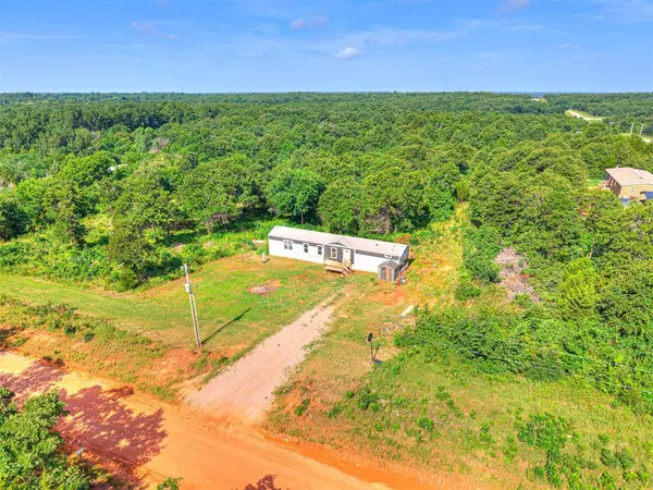 101153 S 3330 RD, Harrah, OK 73045