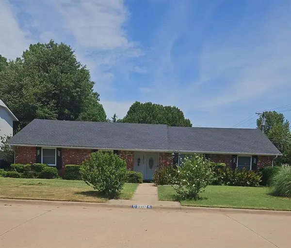 12217 Greystone TER, Oklahoma City, OK 73120