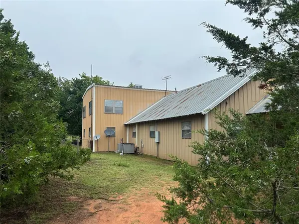 9905 Alameda DR, Norman, OK 73026