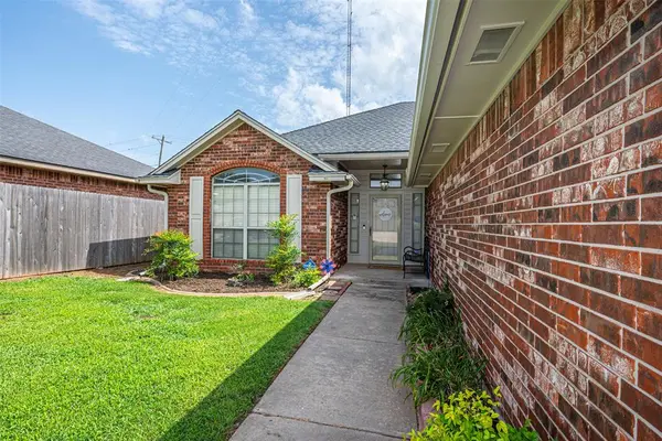 2900 SE 97th ST, Moore, OK 73160