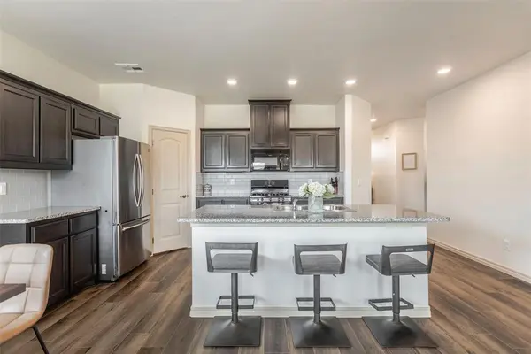2517 Colby CT, Yukon, OK 73099
