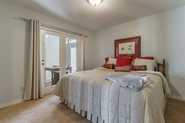 109 The Hills, Clinton, OK 73601