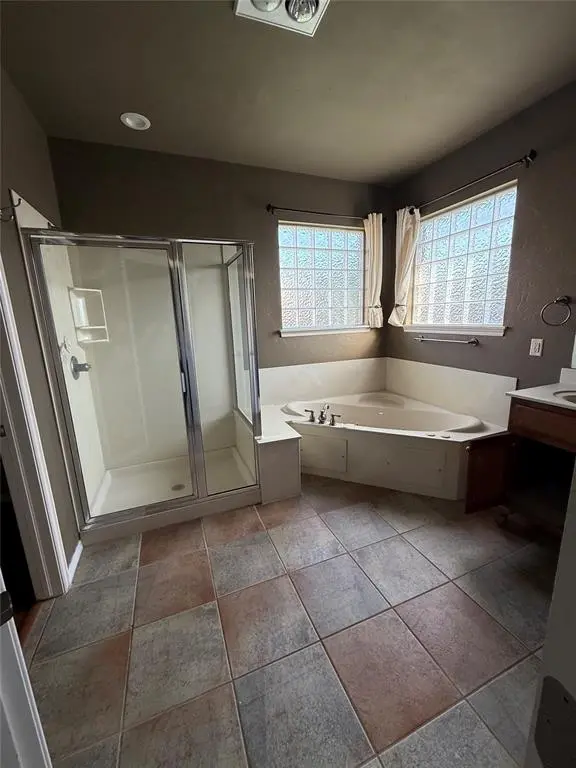 3101 Ash Grove RD, Edmond, OK 73003