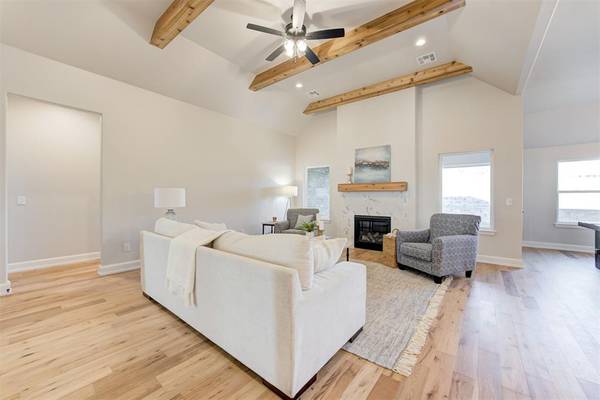 2109 Josslyn PL, Edmond, OK 73034