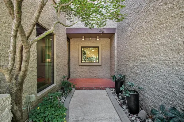 4106 Coletta DR #4, Oklahoma City, OK 73120