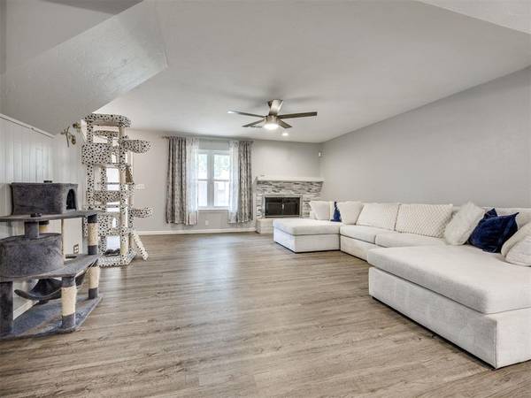 9636 N Hefner Village BLVD, Oklahoma City, OK 73162