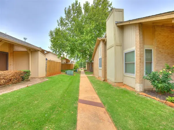 9636 N Hefner Village BLVD, Oklahoma City, OK 73162
