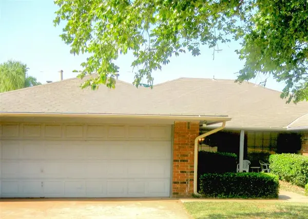 101 Sahoma TER, Edmond, OK 73013