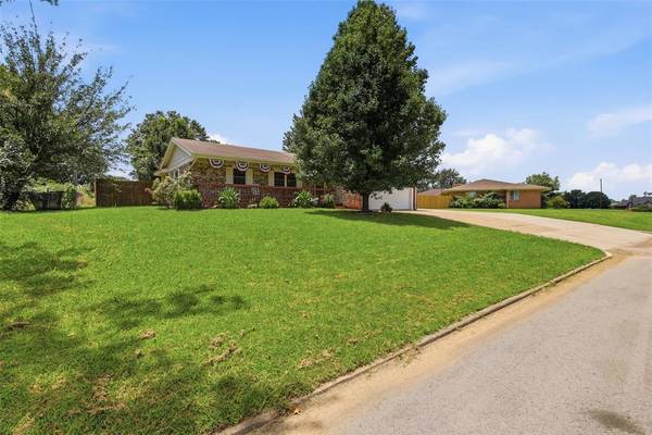 122 Sooner DR, Stroud, OK 74079
