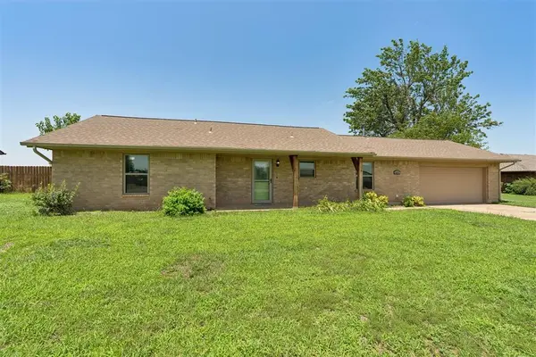 2127 NE Van Buren AVE, Piedmont, OK 73078