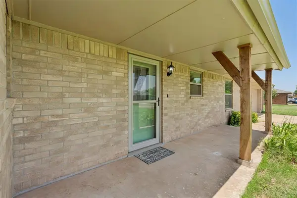 2127 NE Van Buren AVE, Piedmont, OK 73078