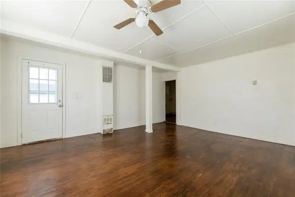 1204 W B AVE, Elk City, OK 73644