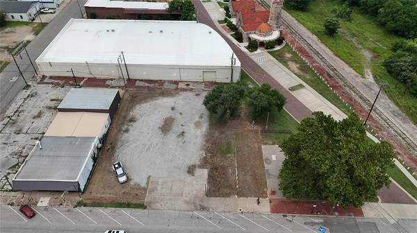 524 E Main, Shawnee, OK 74801