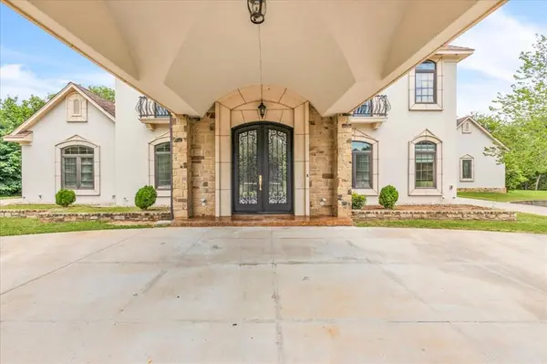 14000 Edmond Lake DR, Jones, OK 73049