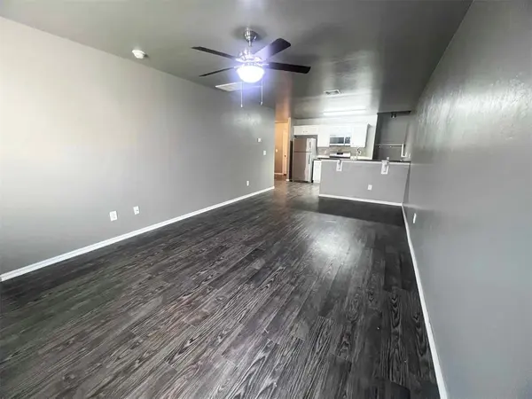 2165 Buena Vida LN, Edmond, OK 73013