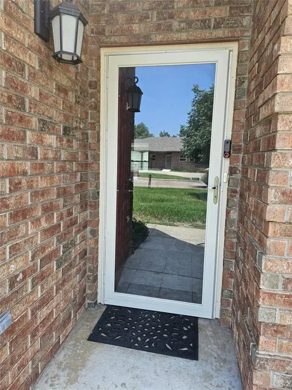 117 Meadows LN, Shawnee, OK 74804