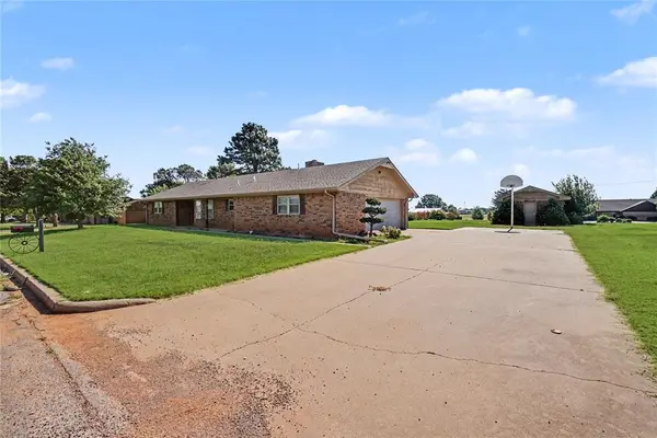 123 W Quail DR, Cordell, OK 73632