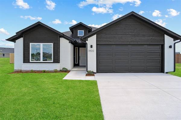 1400 SW 158th TER, Moore, OK 73170