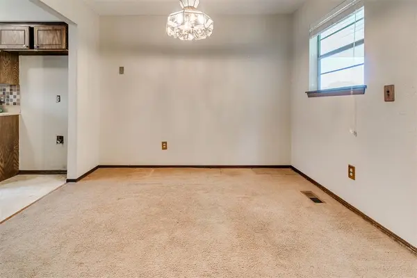 1013 S Morgan DR, Moore, OK 73160
