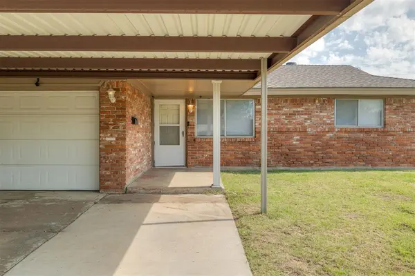 3025 SW 71st ST, Oklahoma City, OK 73159