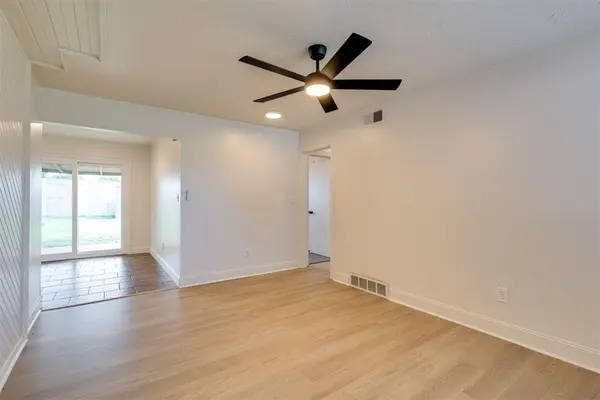 3025 SW 71st ST, Oklahoma City, OK 73159