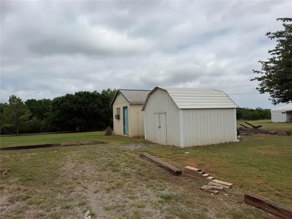 2664 County Street 2856, Chickasha, OK 73018