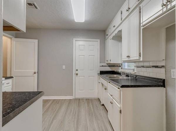 213 W Jacobs DR, Midwest City, OK 73110