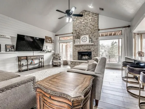 8845 Palermo DR, Edmond, OK 73034