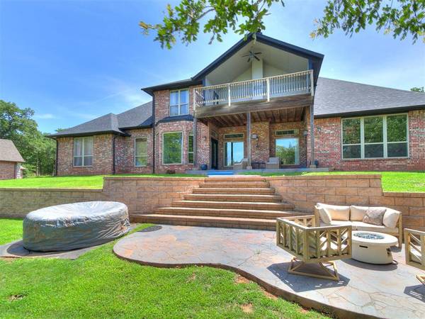 8845 Palermo DR, Edmond, OK 73034
