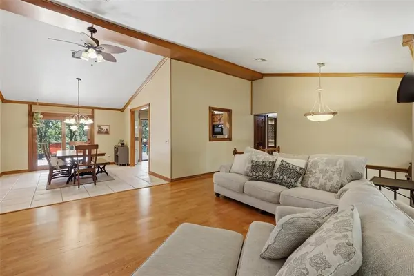 870776 S Hickory LN, Chandler, OK 74834