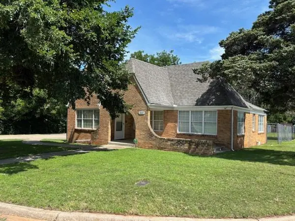 2037 NE 16th TER, Oklahoma City, OK 73117