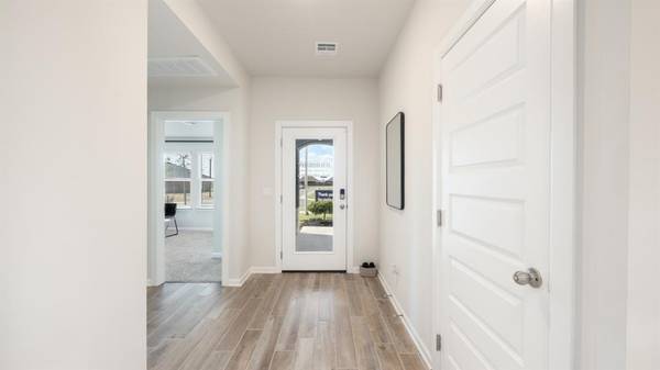 1114 Mahogany LN, Piedmont, OK 73078