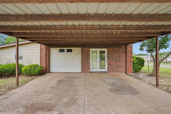 116 N Poplar AVE, Erick, OK 73645