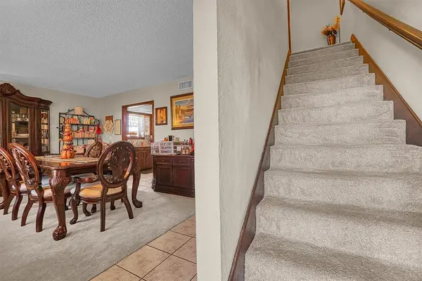 1325 Canterbury BLVD, Altus, OK 73521