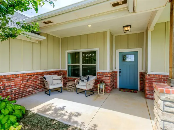 25380 Peridot PL, Cashion, OK 73016
