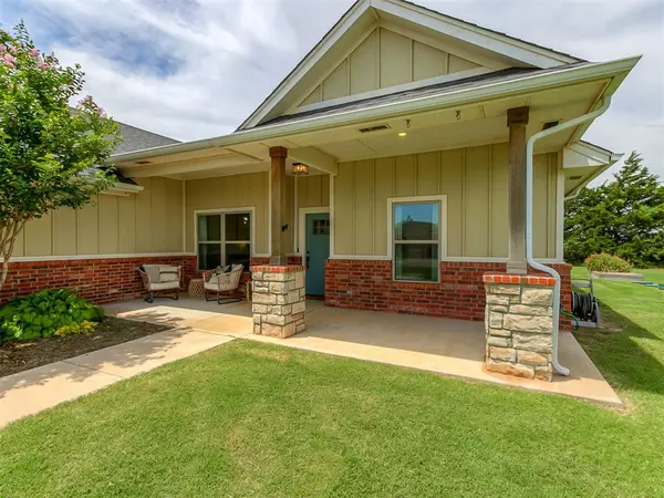 25380 Peridot PL, Cashion, OK 73016