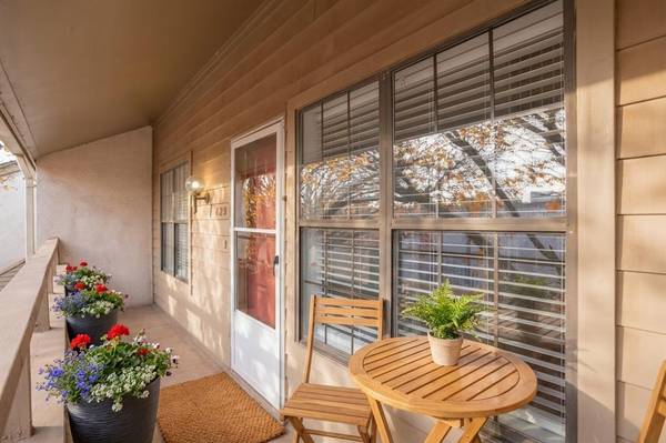 11120 Stratford DR #429, Oklahoma City, OK 73120