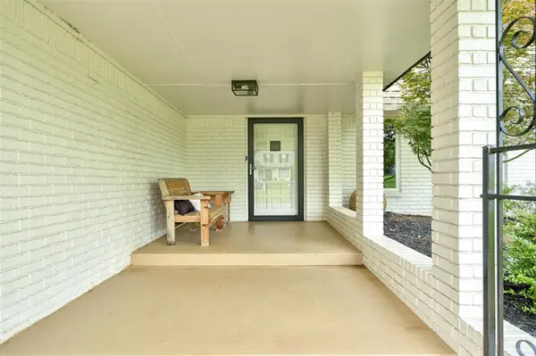 1716 W David DR, Mustang, OK 73064