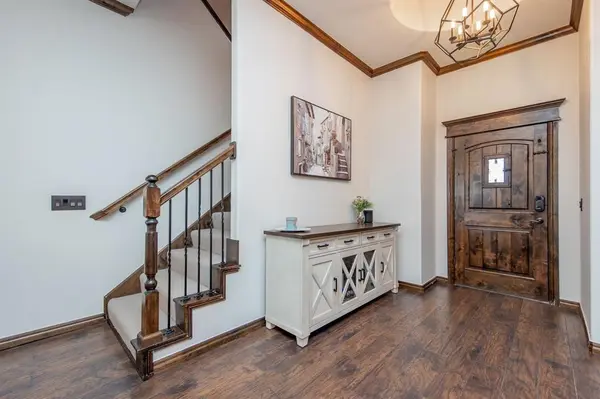 18121 Haslemere LN, Edmond, OK 73012
