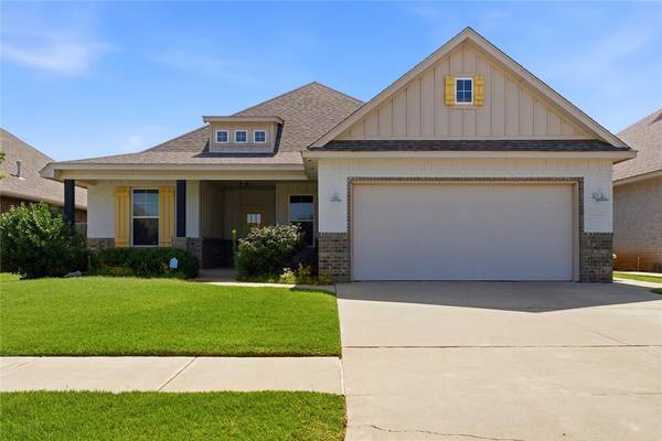 2912 Wild Rose LN, Yukon, OK 73099