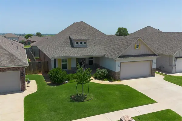 2912 Wild Rose LN, Yukon, OK 73099