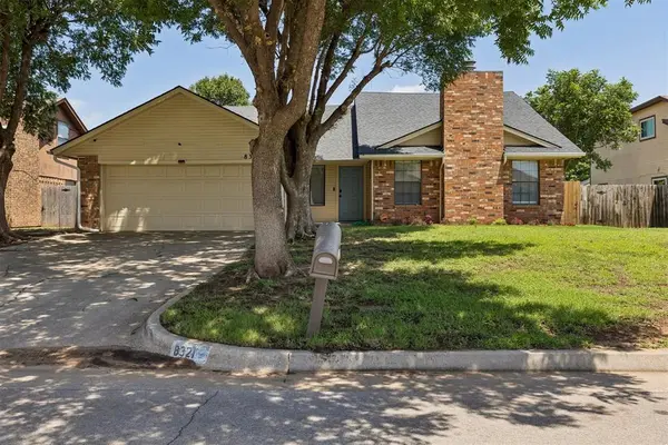 8321 NW 109th TER, Oklahoma City, OK 73162