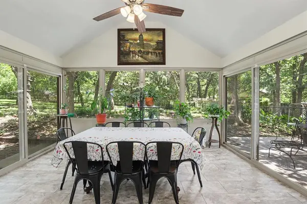 3950 W Charter Oak RD, Edmond, OK 73034