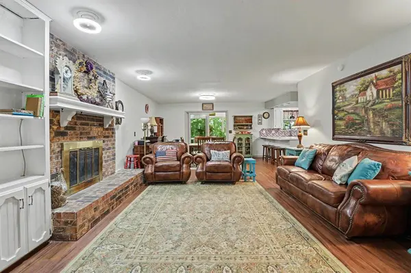 3950 W Charter Oak RD, Edmond, OK 73034