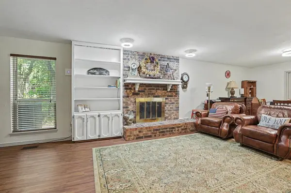 3950 W Charter Oak RD, Edmond, OK 73034