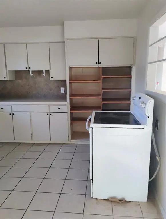 2216 Dixon RD, Choctaw, OK 73020