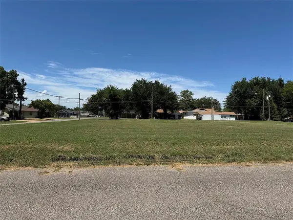 419 W 7th ST, Stroud, OK 74079